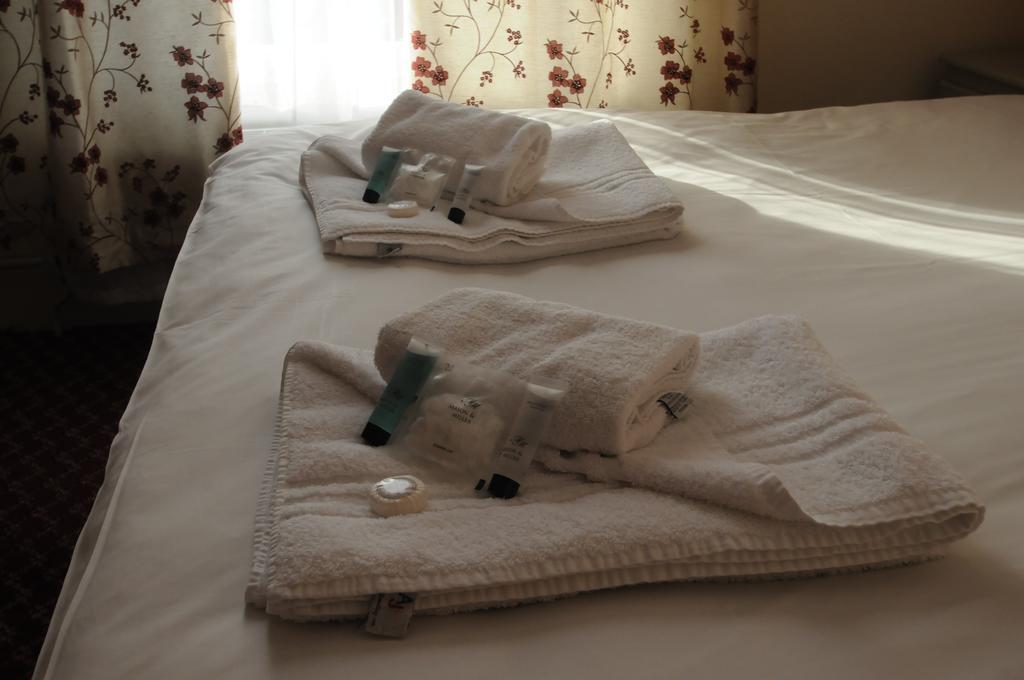 Royal Oak Hotel Hawkhurst Ngoại thất bức ảnh