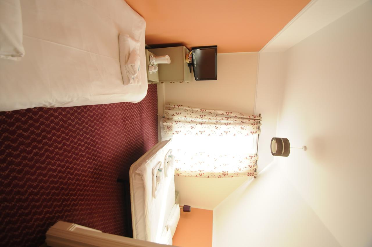 Royal Oak Hotel Hawkhurst Ngoại thất bức ảnh